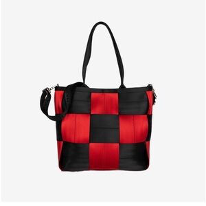 Harvey’s Queen Of Hearts Set